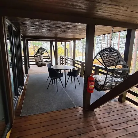 Kuupaiste Villa *